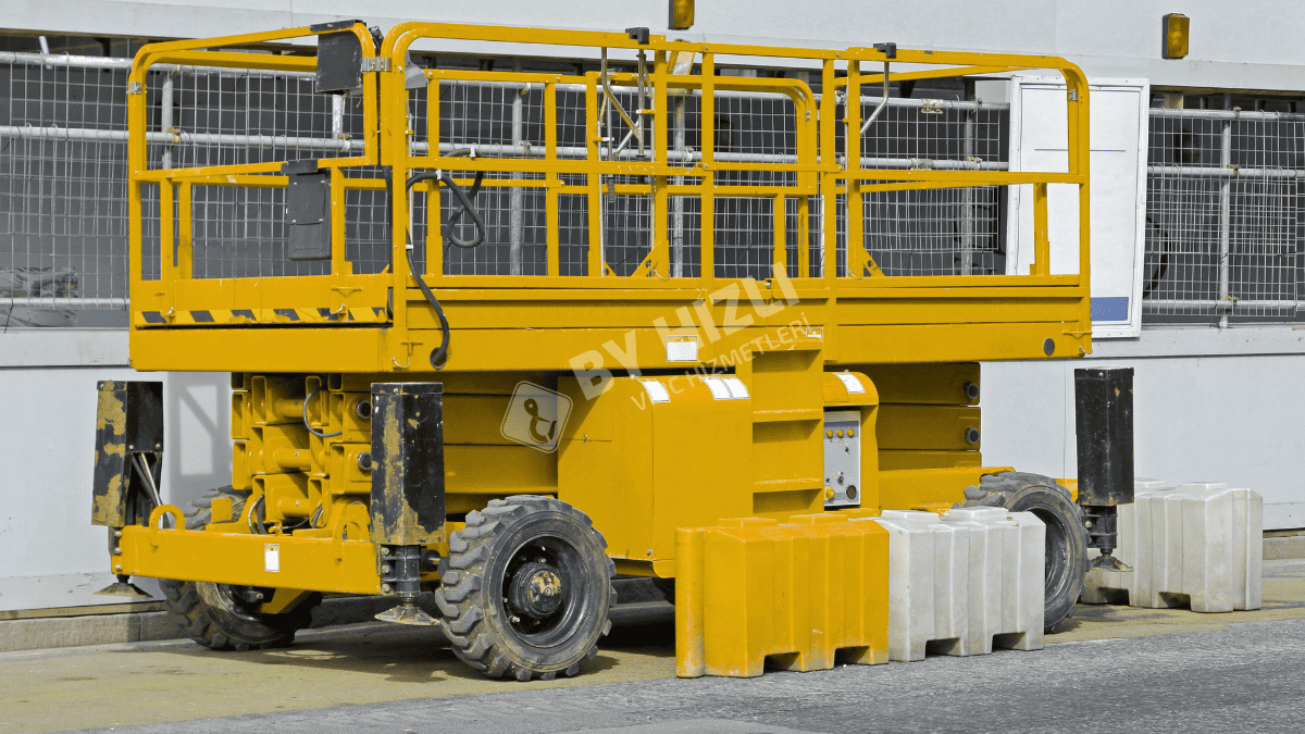 Foça Makaslı Platform Vinç